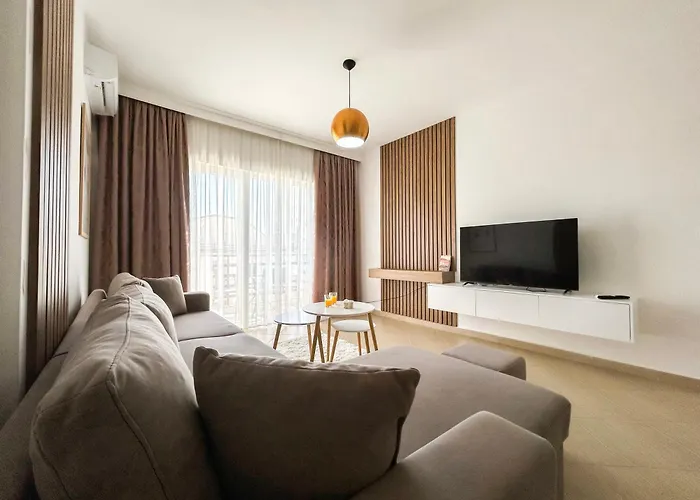 Velvet Sea Retreat D29 * Golem